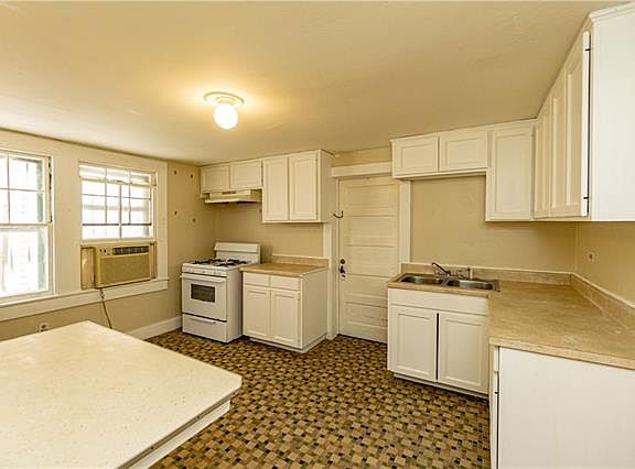 5th image of 3912 N Rampart St #3912