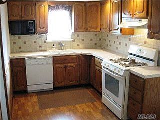 5th image of 74 Cherry Ln