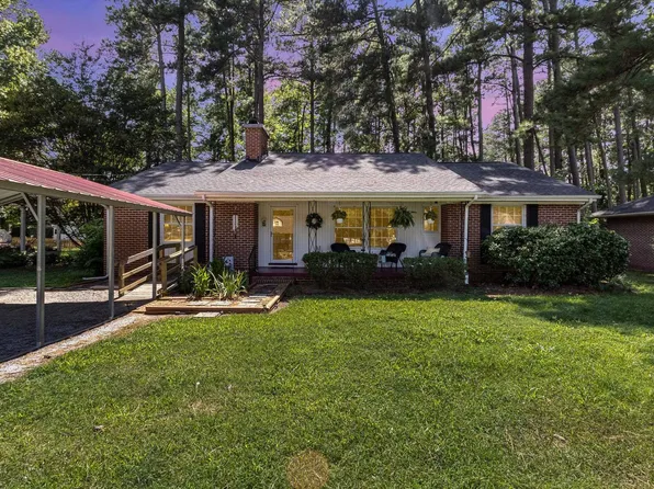131 Edgewood Dr, Henderson, NC 27536