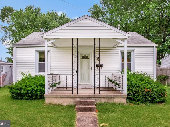 956 Renfrew St, Baltimore, MD 21221