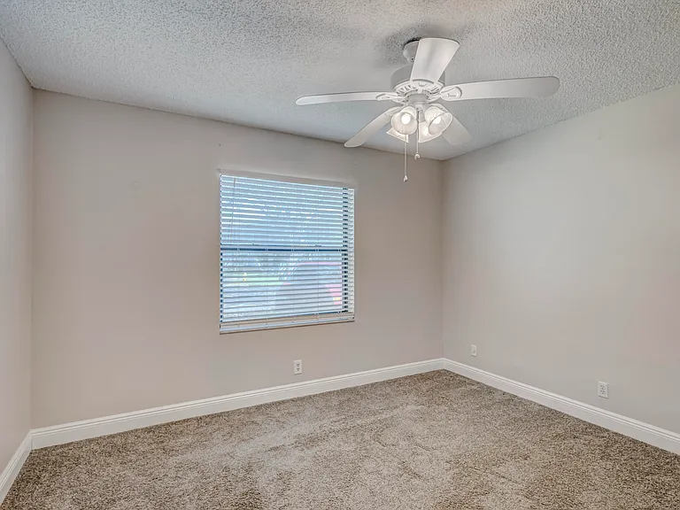 601 Sabal Ridge Cir #A — Photo 39