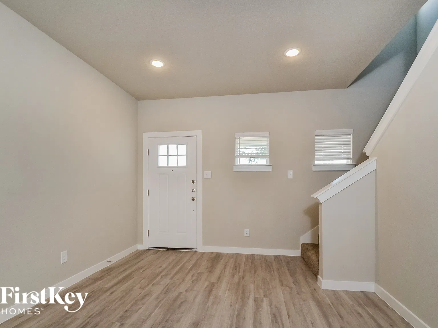 4 bed, 2.5 bath, 2056 sqft, $2,690 — Photo 4