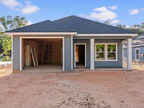 8657 Anniston Dr, Elberta, AL 36530