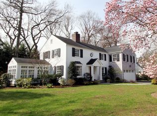 42 Owenoke Way, Riverside, CT 06878