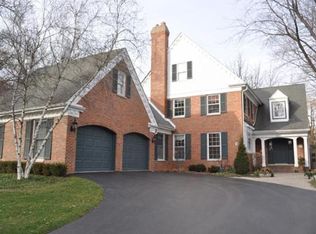 411 W Maple St, Hinsdale, IL 60521