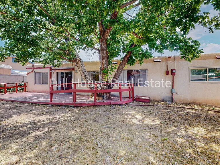 7309 Coulson Dr NE — Photo 13