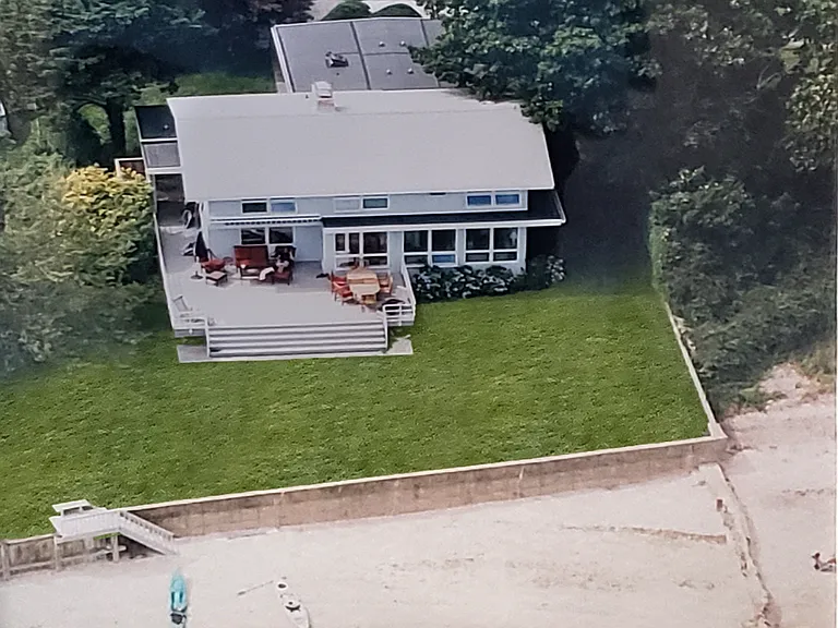 11 Beach Rd — Photo 29