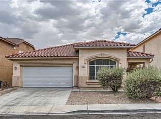 8273 Ruby Heights Ave, Las Vegas, NV 89117