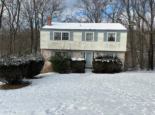 111 Greyfriar Dr, Pittsburgh, PA