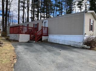 22 Garnet Ln, Merrimack, NH 03054
