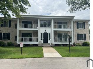 36078 Ann Arbor Trl, Livonia, MI 48150