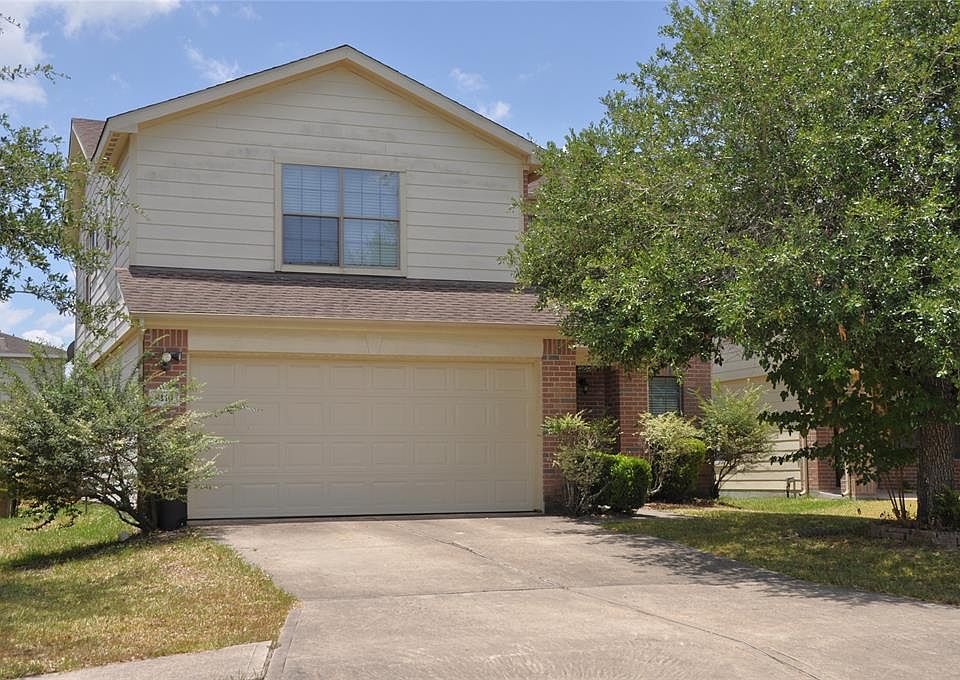 1st image of 8110 Sanders Glen Ln