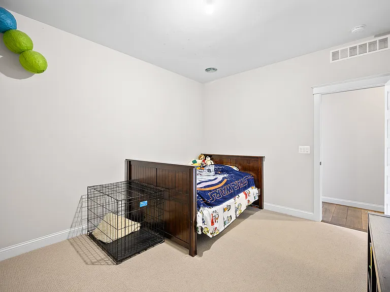6063 Chester Way — Photo 19