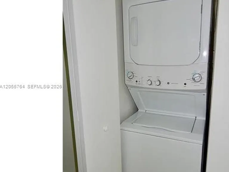 1300 S Miami Avenue Rd #3503 — Photo 31