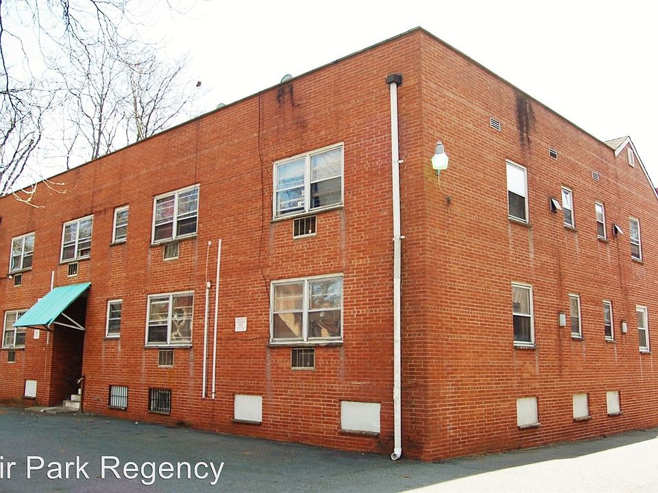2nd image of 713 Liberty St APT B5