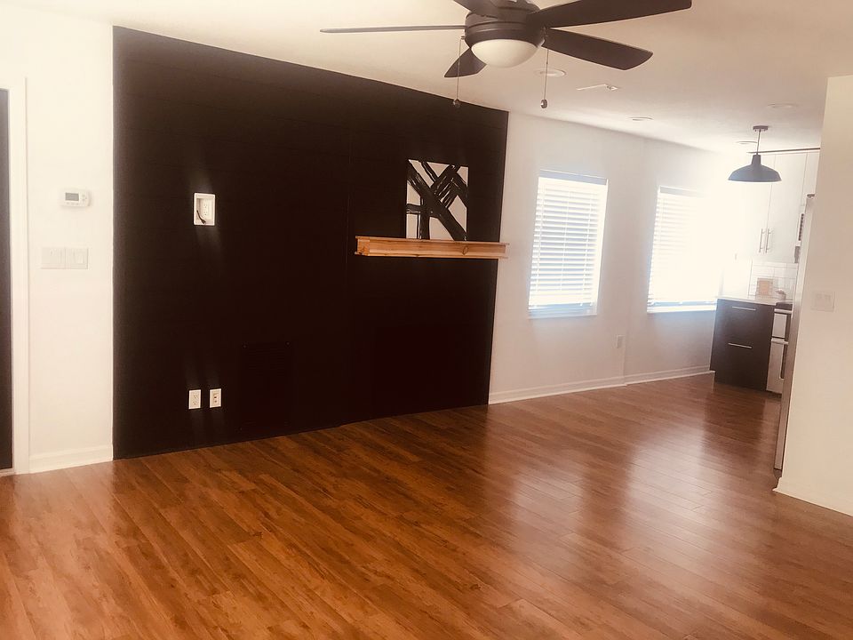 Living Roon Media wall with faux fireplace