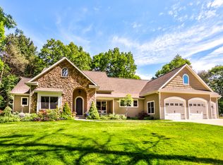 17201 Hiawatha Cir, West Olive, MI 49460