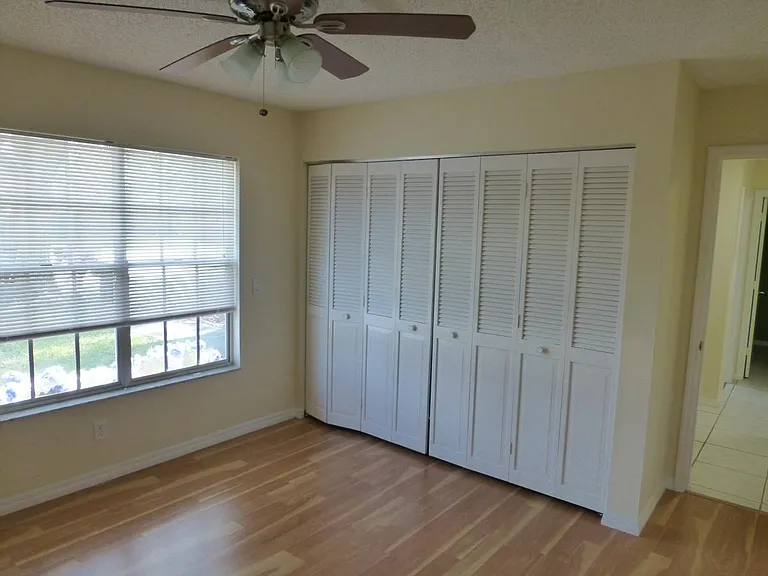912 Highlands Blvd — Photo 8