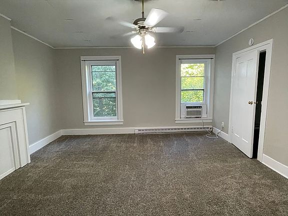 5th image of 213 S 7th St APT 3