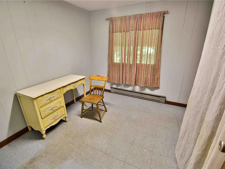 8 Cross Roads Dr — Photo 16