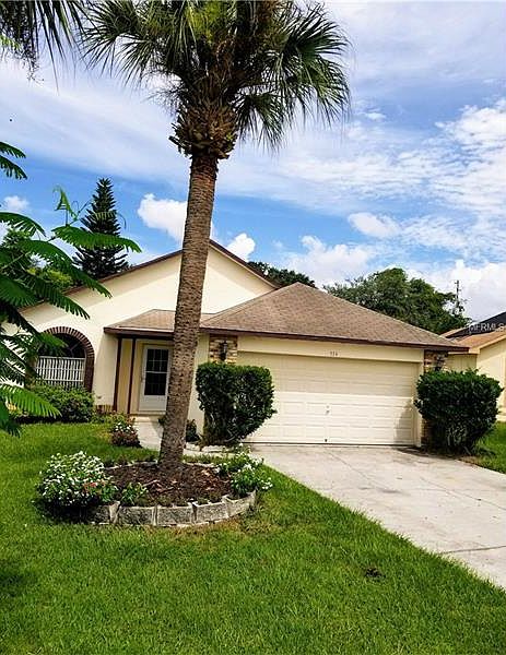 1st image of 774 Country Woods Cir
