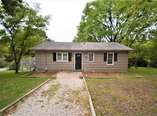 3024 S 36th St, Kansas City, KS 66106
