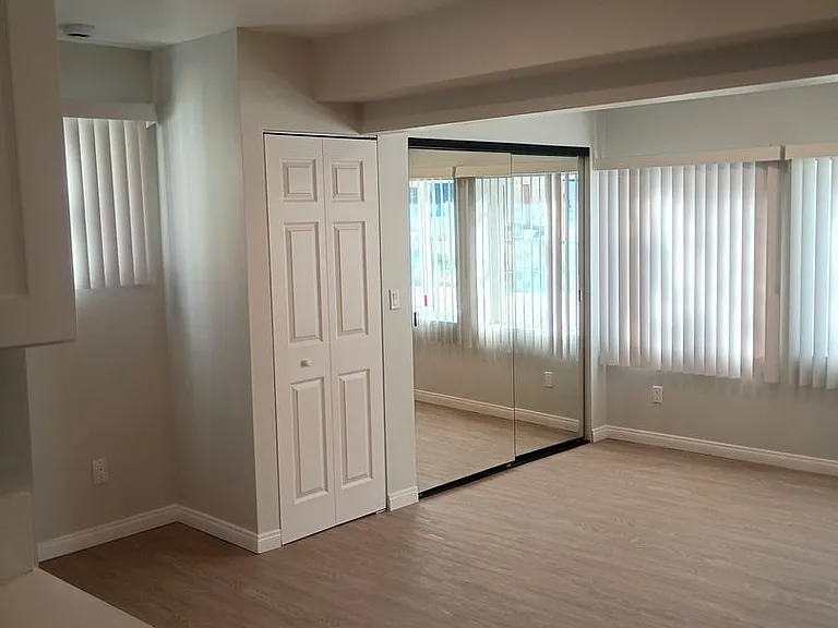 5302 Colodny Ave — Photo 5