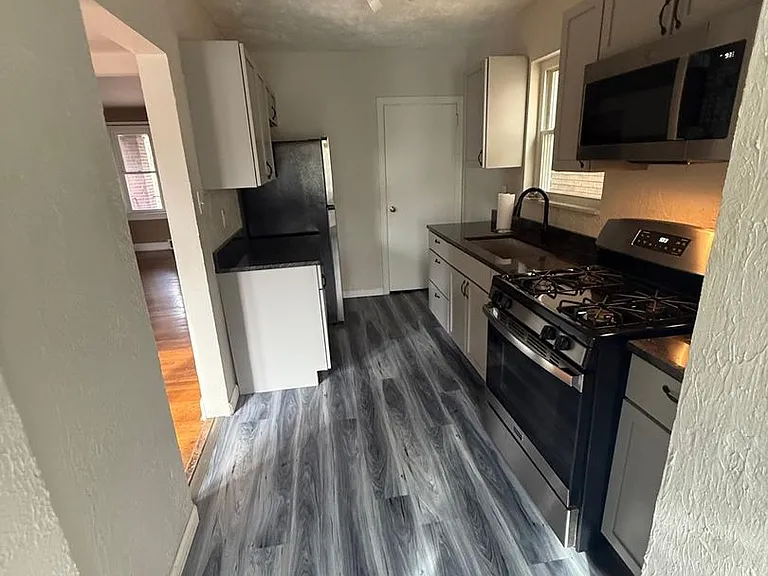 89 Haberman Ave — Photo 5