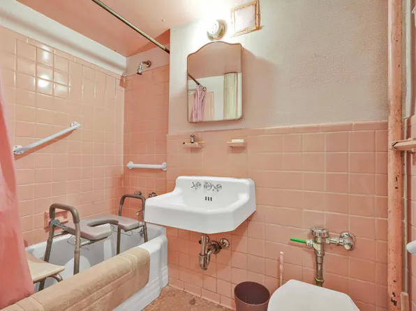 35-51 85th Street image 15 of 19