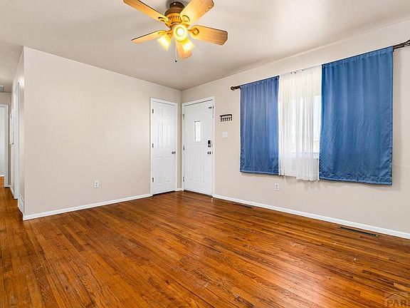4th image of 3126 Skyview Ave