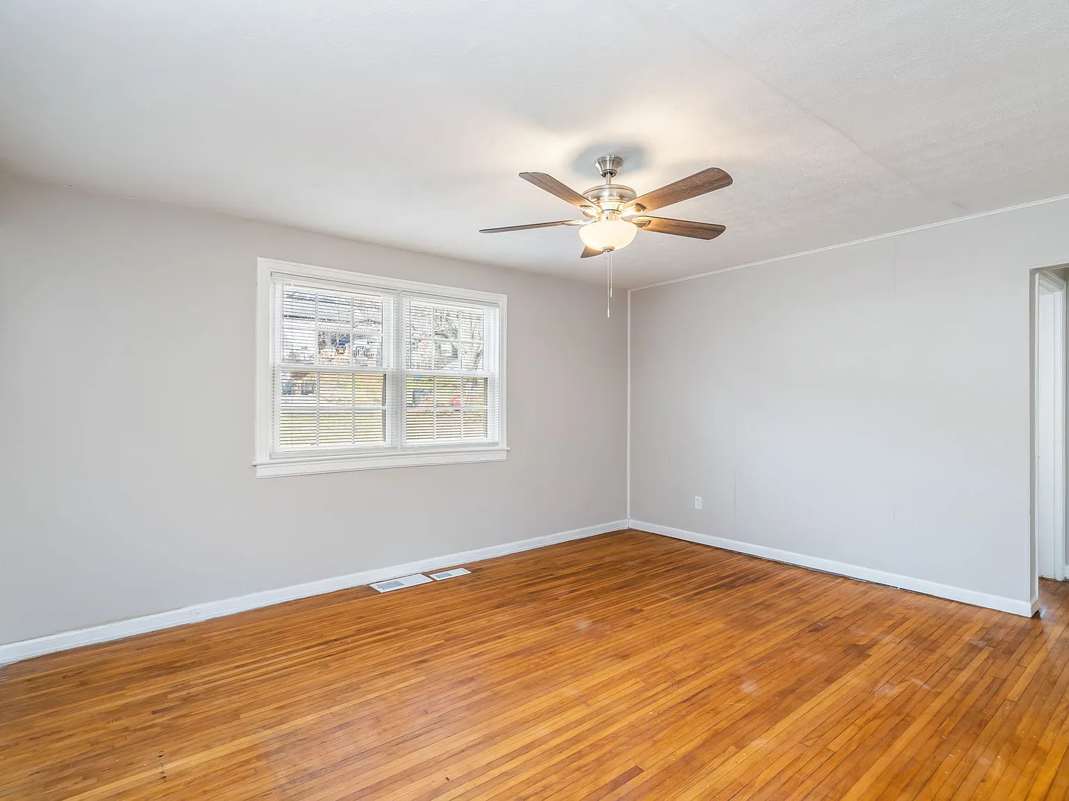 (ACHMT) 2518 Larkwood Lane - 0 — Photo 4
