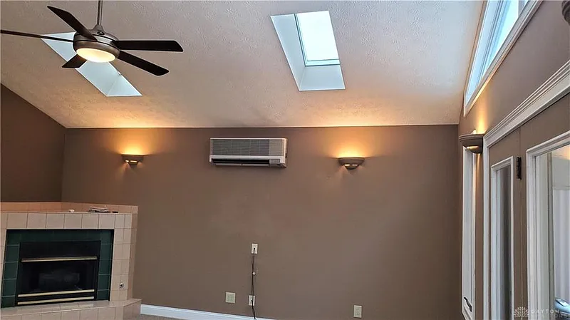 Thumbnail 14