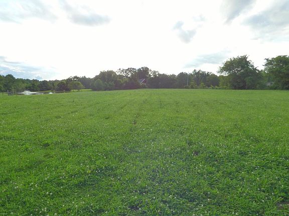 4+ acre with fenced pasture
