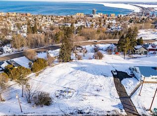 E 13th St, Duluth, MN 55811