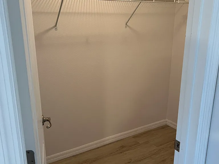 600 Northern Way #1005 — Photo 32
