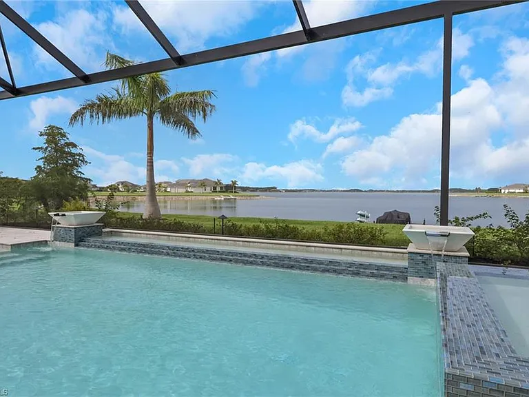 17314 Blue Sapphire Dr — Photo 34