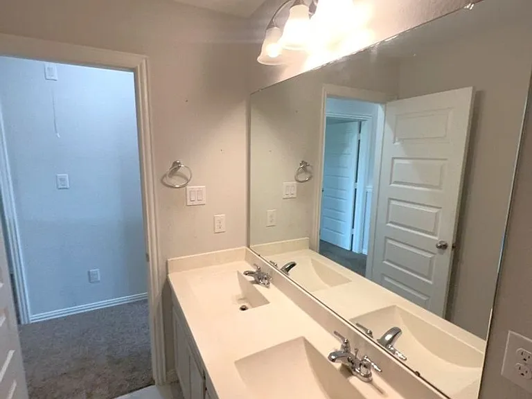 7118 Fannin St — Photo 17