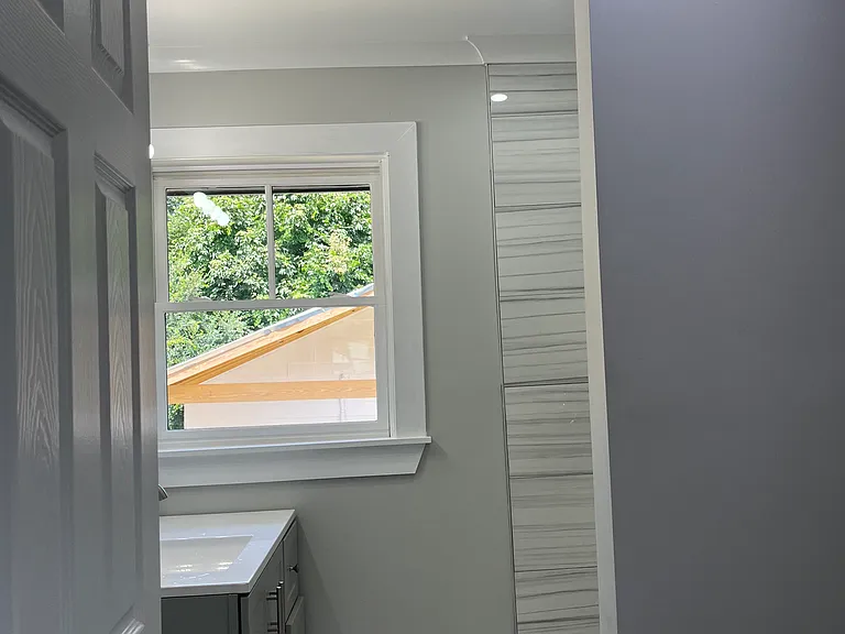 2165 Lexington Rd — Photo 10