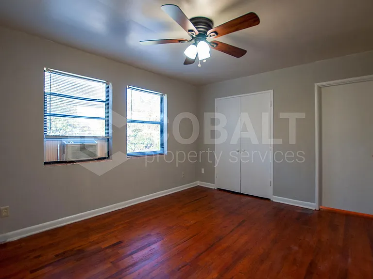 1009 Greenwood Ave NE #8 — Photo 7