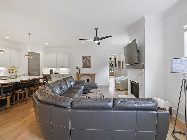 4018B Woodmont Blvd — Photo 10