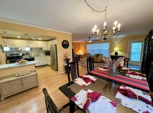 201 Greenbrier Cir, West Palm Beach, FL 33417