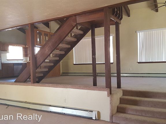 4th image of 3809 Sunset Ave