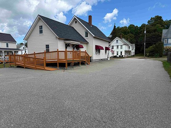 3rd image of 218 Main Street
