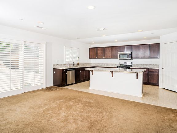 2nd image of 37624 Alianthus Ln