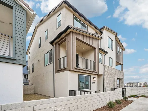 27386 Harrier Ct #1, Valencia, CA 91381