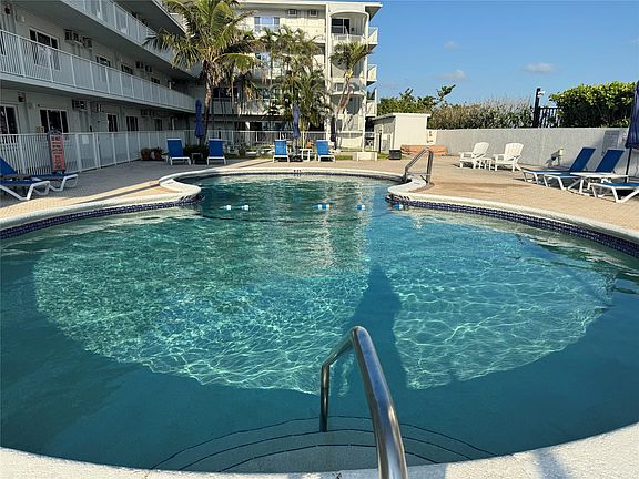 3rd image of 1480 S Ocean Boulevard #417
