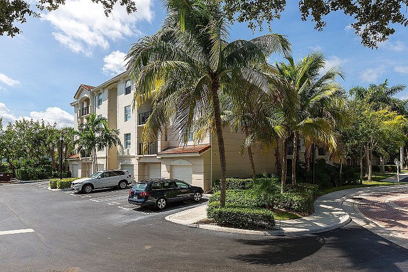 1st image of 1412 Tuscany Way