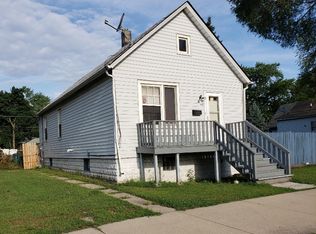 564 Douglas Ave, Calumet City, IL 60409