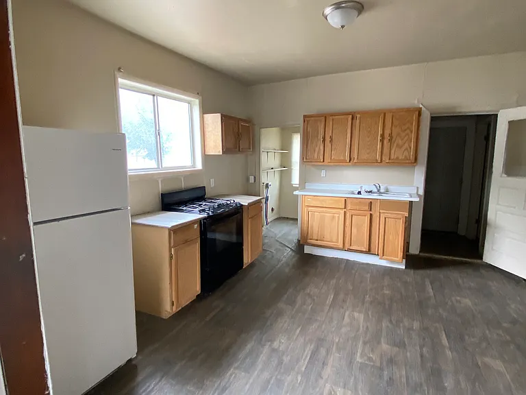 1028 Belleview Ave — Photo 7