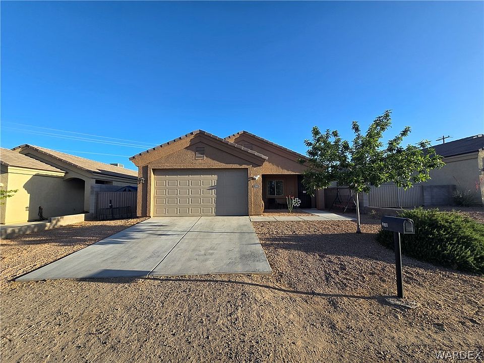1st image of 2040 Louise Avenue
